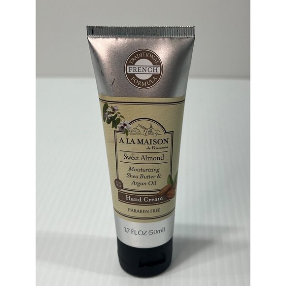 A La Maison - Moisturizing Hand Cream - Sweet Almond - Honey Suckle - 2 Pack - Picture 5 of 6